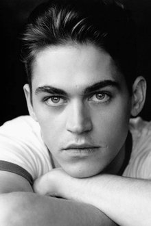 Photo of Hero Fiennes Tiffin