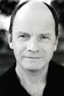 Photo of Simon Chandler
