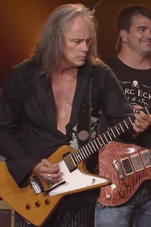 Lynyrd Skynyrd: One More For The Fans