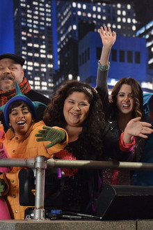 Austin & Jessie & Ally All Star New Year