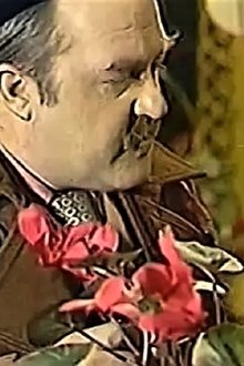 Мегрэ и человек на скамейке