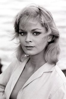 Photo of Letícia Román