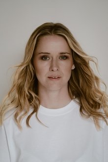Photo of Lisa Henni