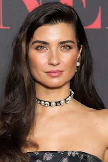 Photo of Tuba Büyüküstün
