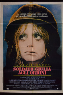 Soldato Giulia agli ordini
