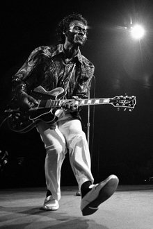 Chuck-Berry-The-Original-King-of-Rock-'n'-Roll