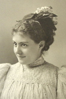 Photo of Clara Blandick