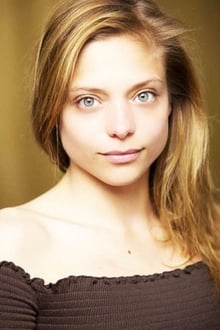 Photo of Lizzie Brocheré