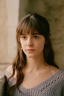 Photo of Daisy Edgar-Jones