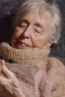 Farmors leriga händer - En film om Lisa Larson