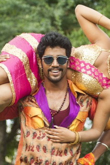மணியார் குடும்பம்