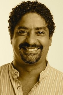 Photo of Raúl Rosário