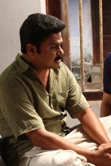 പിന്നെയും
