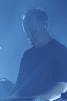 Sasha : re-Fracted : Live