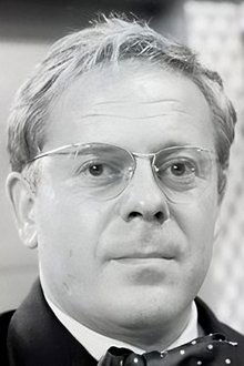 Photo of Aubrey Morris