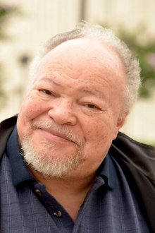 Photo of Stephen Henderson