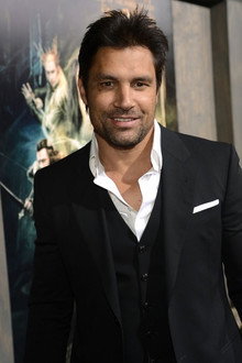 Photo of Manu Bennett