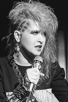 Cyndi-Lauper----Live-in-Paris