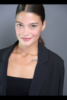 Mona Çalış