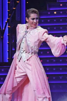 愛, Love Revue！