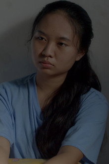 Gadis dan Penatu