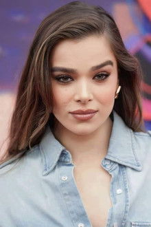 Photo of Hailee Steinfeld