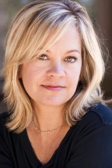 Photo of Ellie Cornell