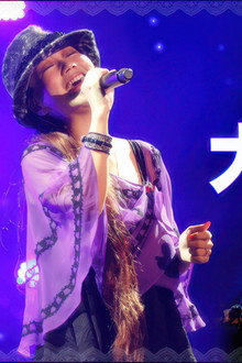 Ai Otsuka LOVE IS BORN ~7th Anniversary 2010~