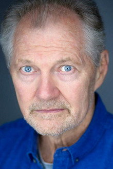 Photo of Andrew Robinson