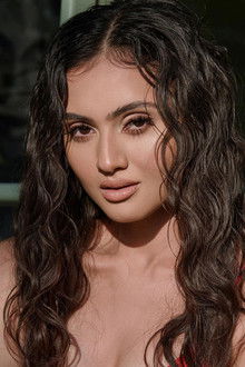 Photo of Janki Bodiwala