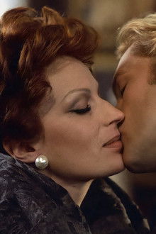 Gruppo-di-Famiglia-in-un-Interno