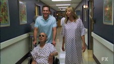 Dee Gives Birth
