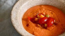 Gaspacho et salade de crevettes