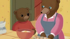 Petit Ours Brun aide Maman