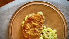 Cordon bleu et petits pois vinaigrette curry