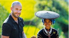 Frédéric Michalak chez les Lolo noirs au Vietnam