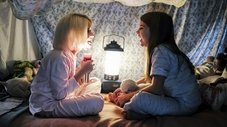 Uma Infância Encurtada e uma Lata Cara de Mixes de Nozes