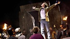 A Pandorica Se Abre