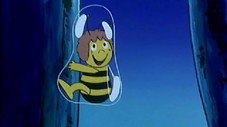 Maya et Willy fuient devant l'ennemi