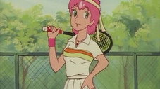 Gigi renvoie la balle
