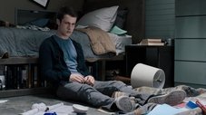 Clay Jensen tem vários problemas