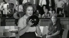 Adèle et l'aire de jeux