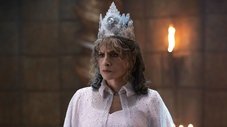 assistir Agatha all along online