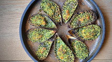 Moules gratinées et riz cantonais