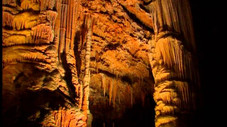 Grottes, gouffres et abîmes