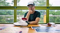 Tinker Hatfield : Conception de chaussures