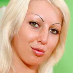 Pamela Blond
