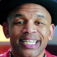 Shonie Carter