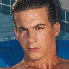 Tony Idol