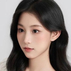 Zhu Jingyi
